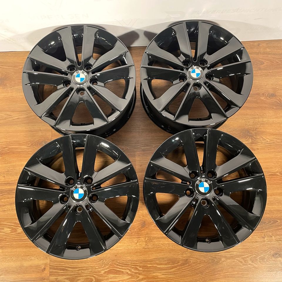 Originale 17 Zoll BMW 1er E87 E88 Styling 141 V-Speiche Alufelgen Felgen Leichtmetallfelgen schwarz glänzend mit montierter und gewuchteter Bereifung wie in der Korrespondenz (weitere Farben möglich)