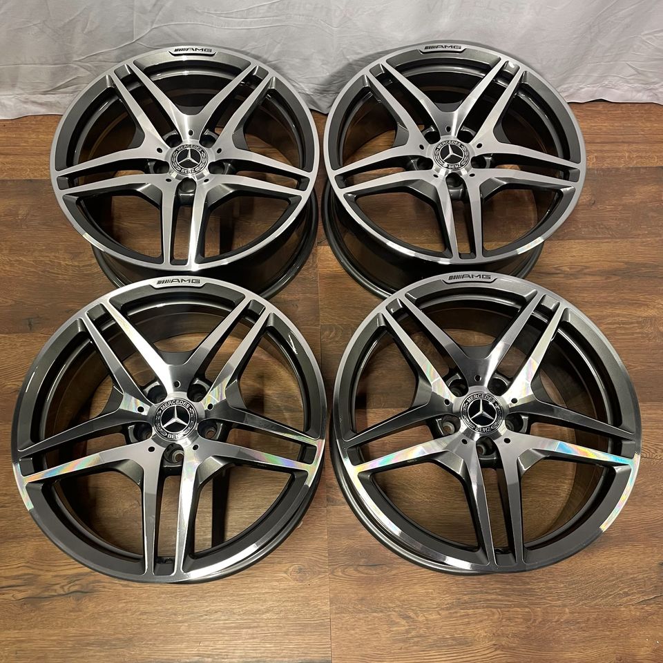 Originale 19 Zoll AMG Mercedes CLS C219 W219 Schmiede-Alufelgen Felgen Leichtmetallfelgen in anthrazit mit glanzgedrehter Front (weitere Farben möglich)