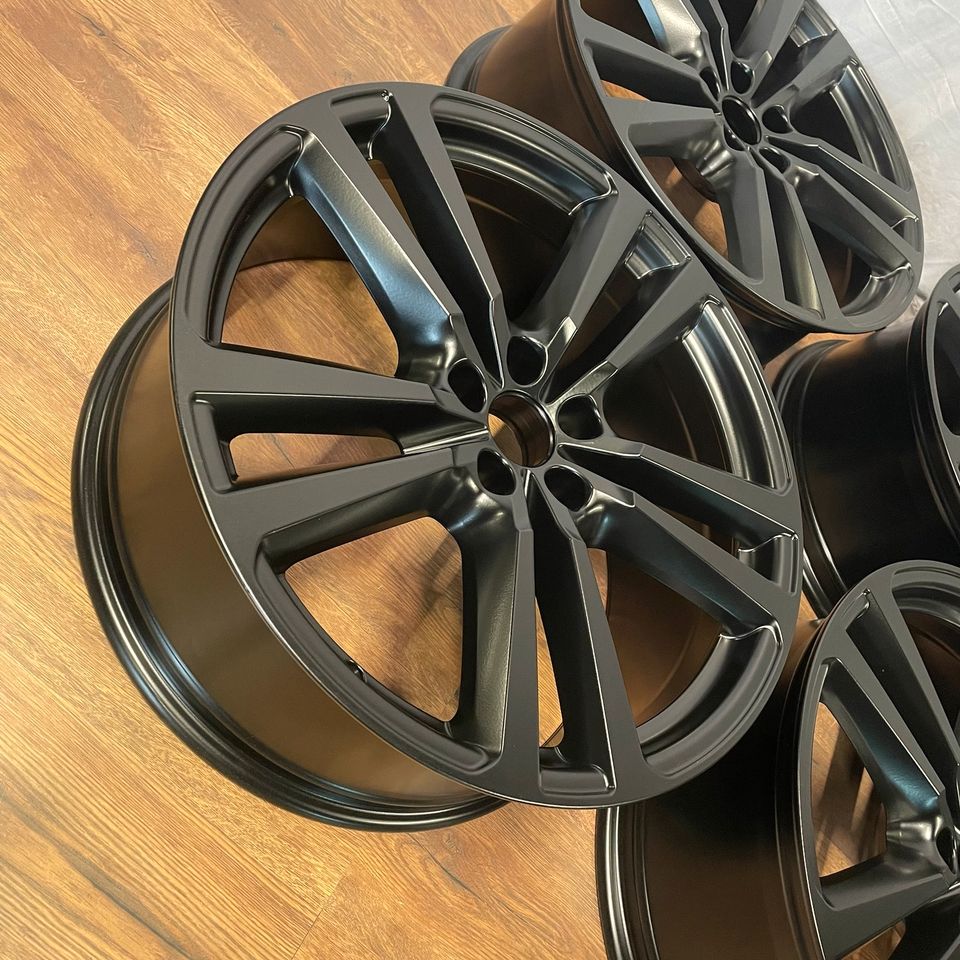 Originele 18 inch Audi A3 S3 8P Rotor 5 x 112 lichtmetalen velgen Lichtmetalen velgen zwart