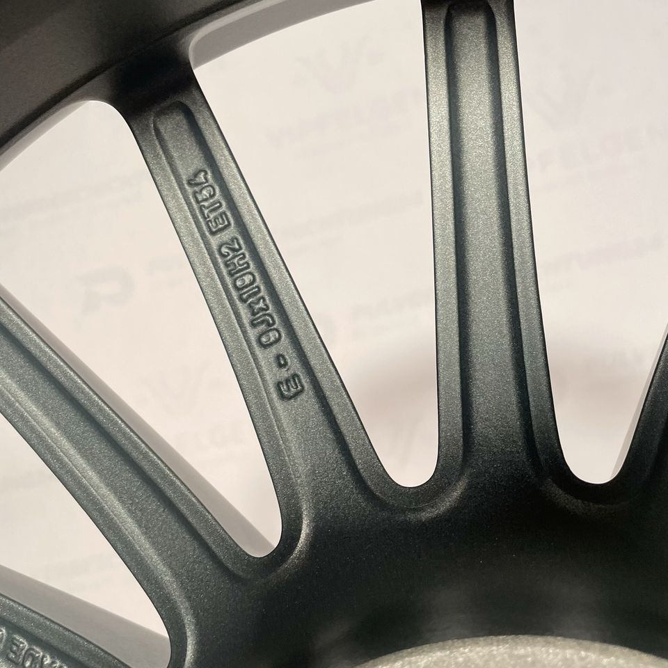 Originale 19 Zoll Mercedes C-Klasse W204 C63 AMG Performance Alufelgen Felgen Leichtmetallfelgen Himalaya grau matt mit CNC glanzgedrehtem Rand (weitere Farben möglich)