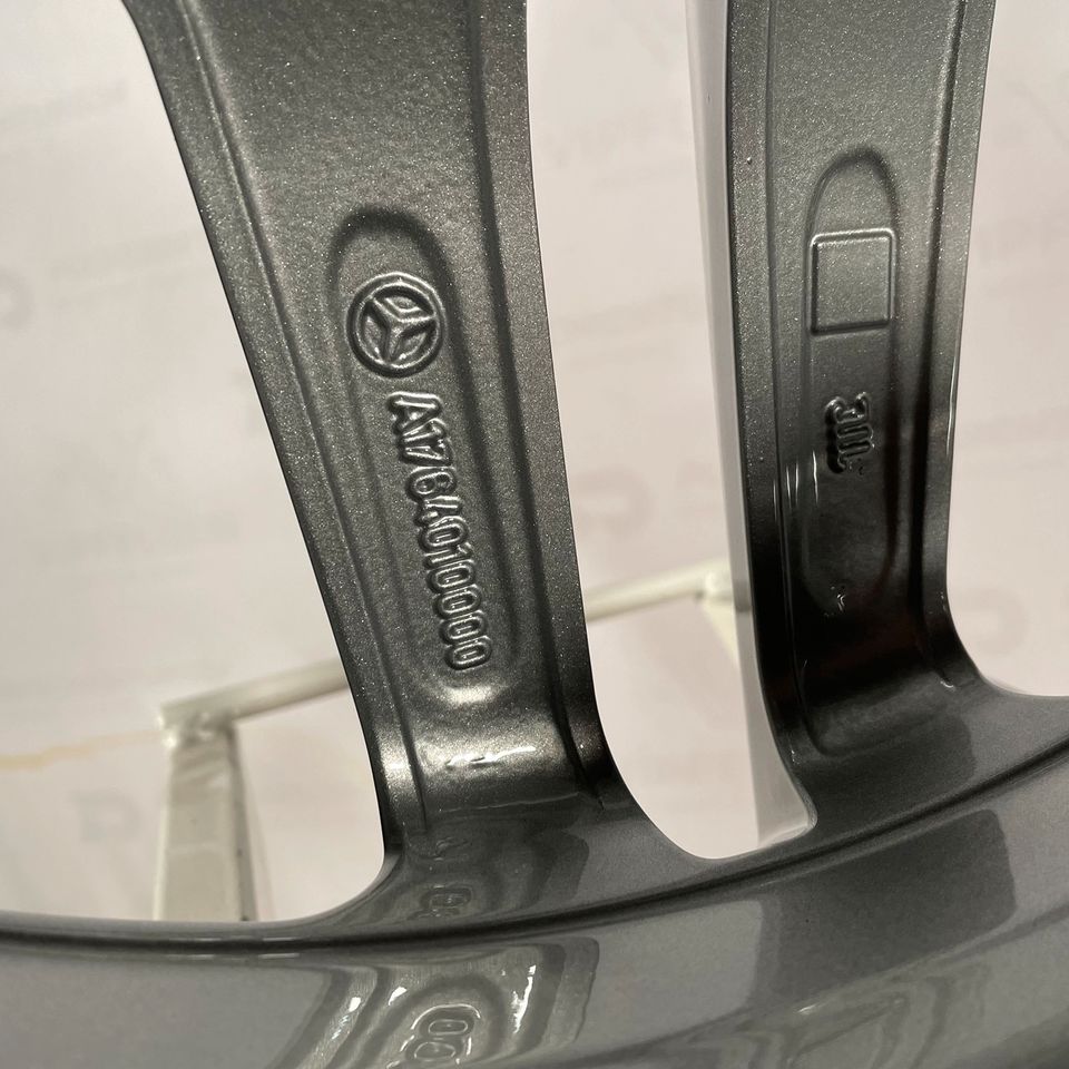 Originale 18 Zoll AMG Mercedes CLA 45 C117 X117 Alufelgen silber mit CNC gedrehter Front (weitere Farben möglich)
