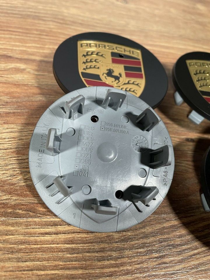 4 x capacul original al butucului de roată Porsche Capacul jantei
