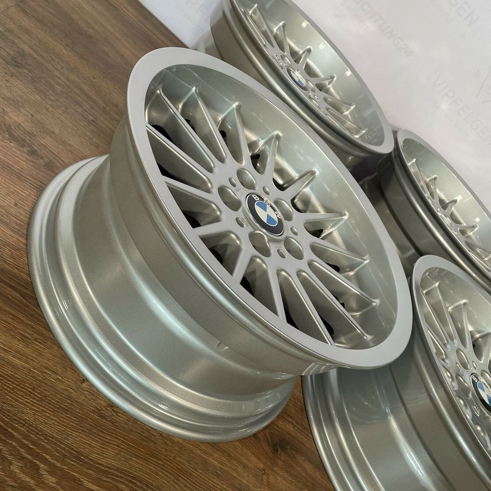 Originale 17 Zoll BMW 5e E39 Styling 32 Radialspeiche Alufelgen Felgen Leichtmetallfelgen silber glänzend (weitere Farben möglich) mit Bereifung Hankook