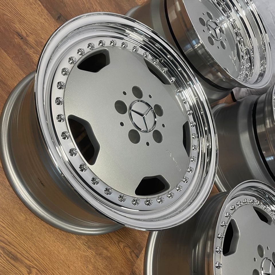 Original 15 Inch Mercedes E-Class W124 8 Hole Alloy Wheels Rims argint