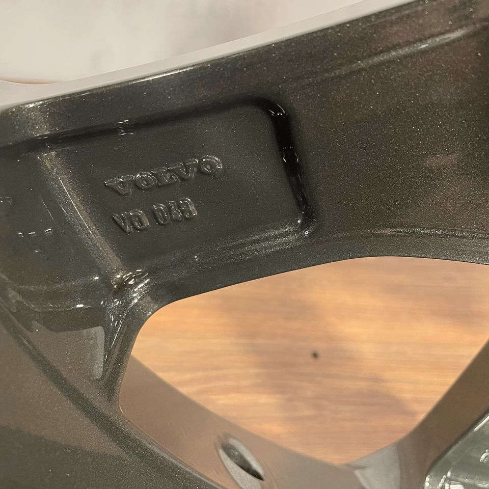 Originale 18 Zoll Volvo XC60 Cali Alufelgen Felgen Leichtmetallfelgen anthrazit glanzgedreht (weitere Farben möglich)