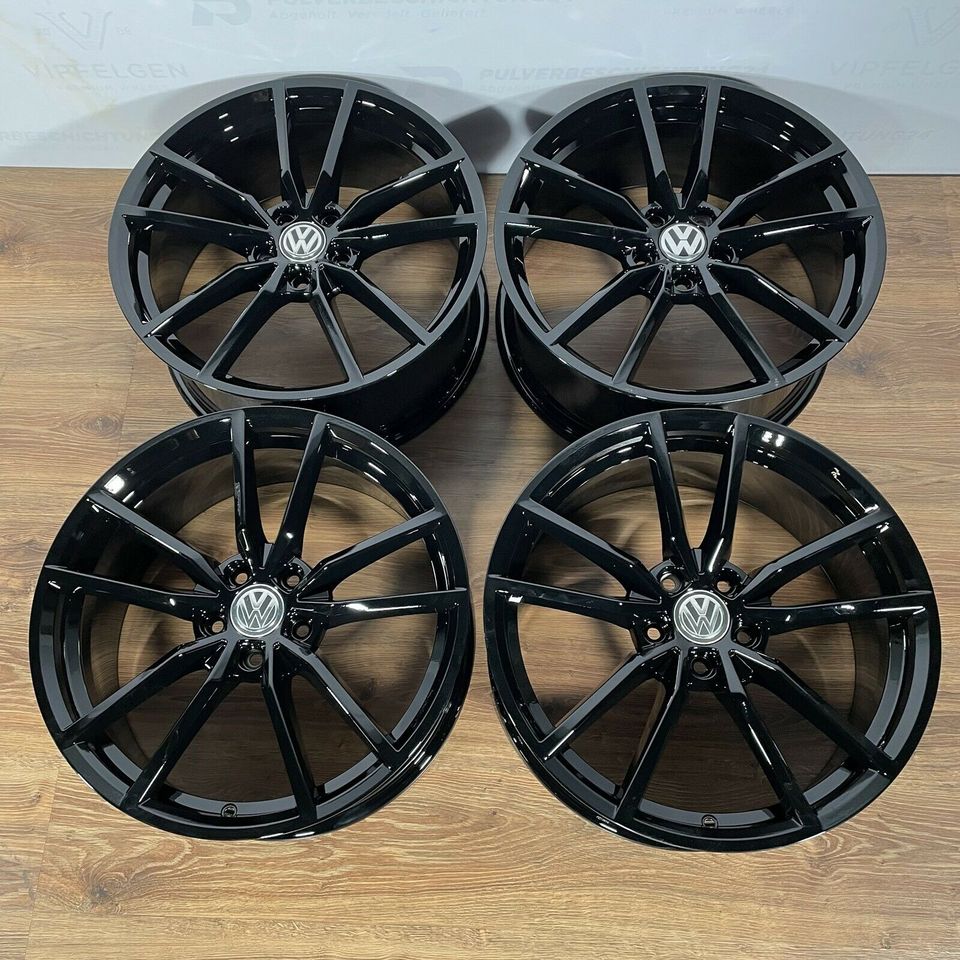 Originale 19 Zoll VW Golf R 7 VII GTI Pretoria Alufelgen Felgen Leichtmetallfelgen schwarz glänzend mit Hankook S1 Evo3 Bereifung (weitere Farben möglich)