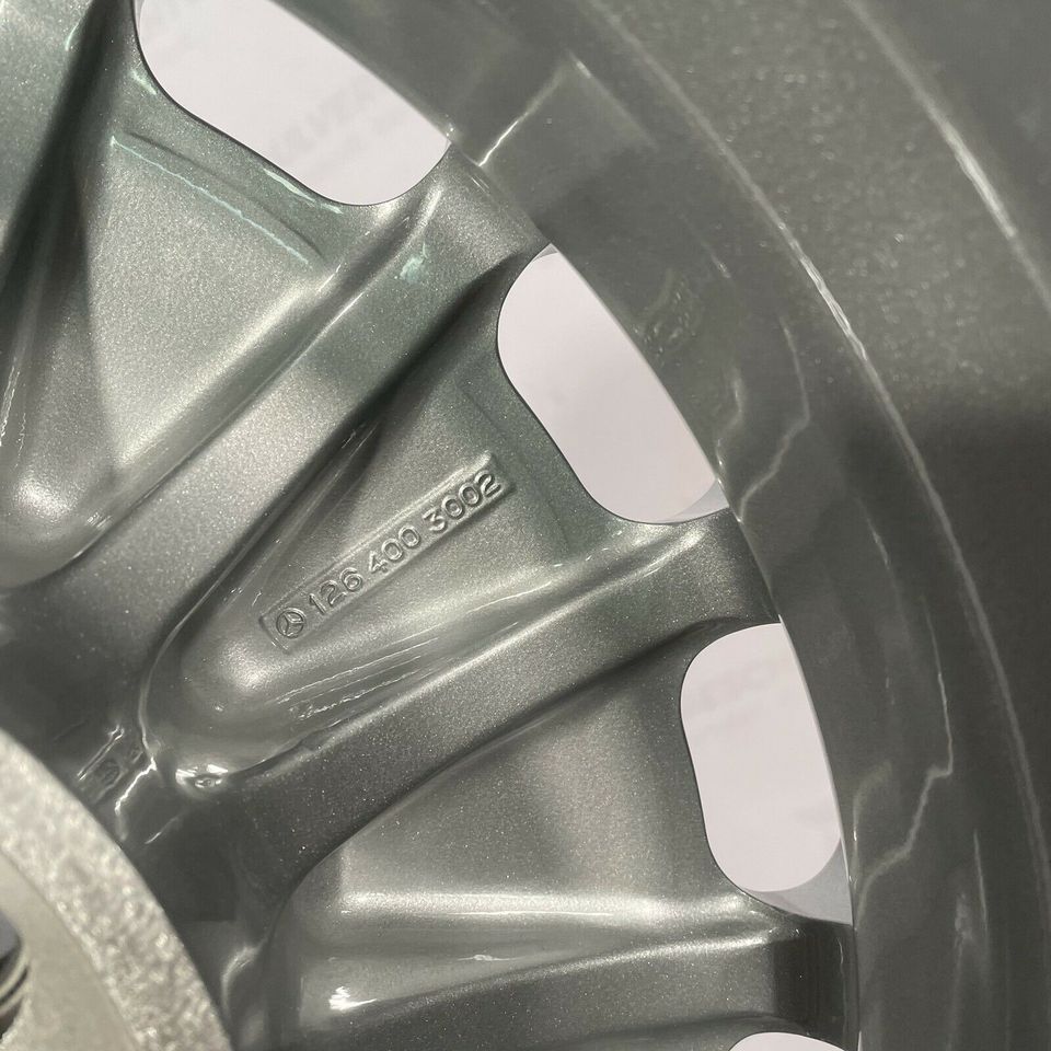 Cerchi in lega originali da 22 pollici Audi Q7 4M S-Line Falx neri