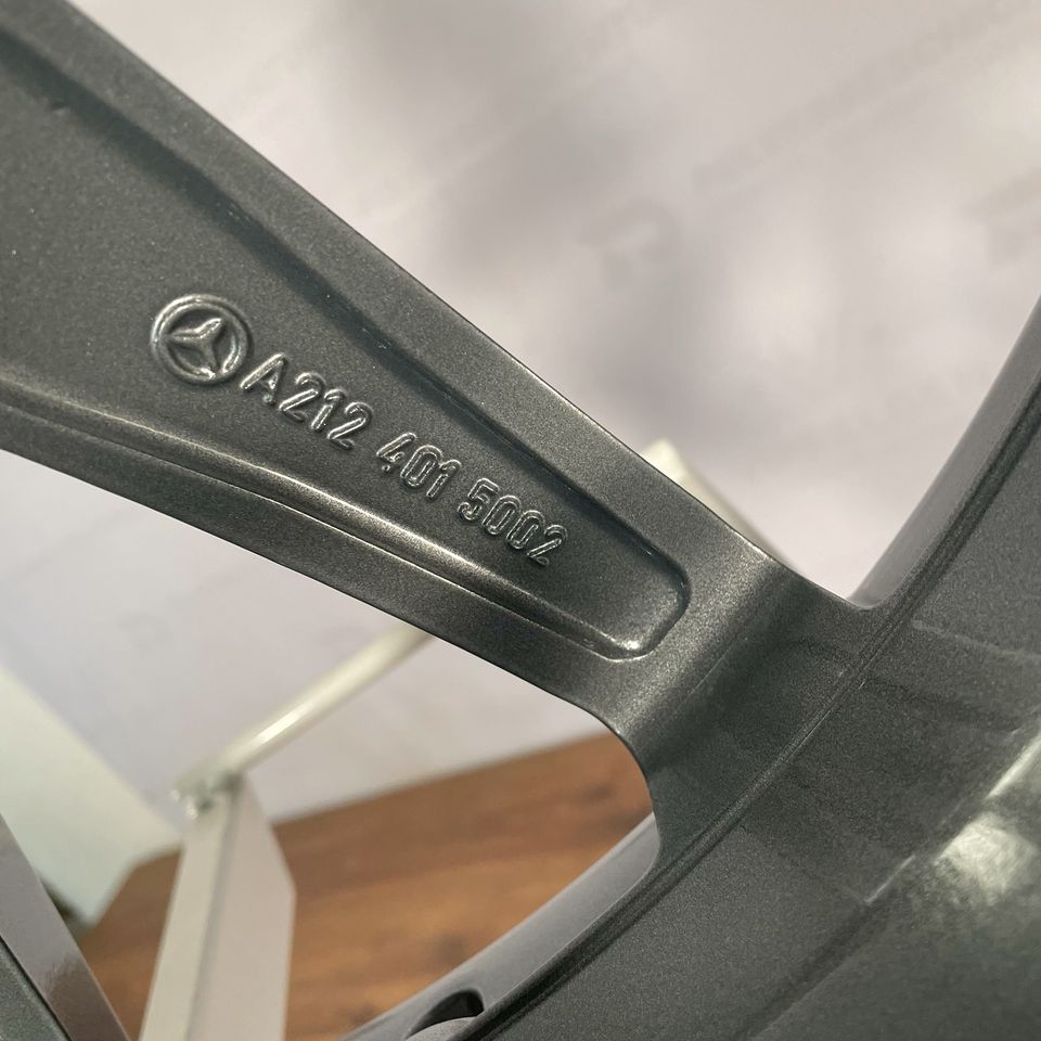 Originale 19 Zoll Mercedes E-Klasse W212 E63 AMG Alufelgen Felgen Leichtmetallfelgen anthrazit matt (weitere Farben möglich) 
