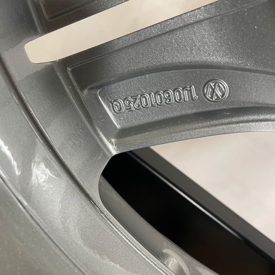 Originale 15 Zoll VW Golf 4 Bora Alufelgen Felgen Leichtmetallfelgen Silber (weitere Farben möglich) 