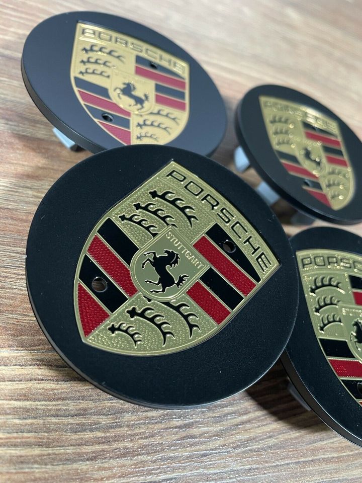 4 x originale Porsche Macan Nabendeckel Deckel Embleme schwarz matt