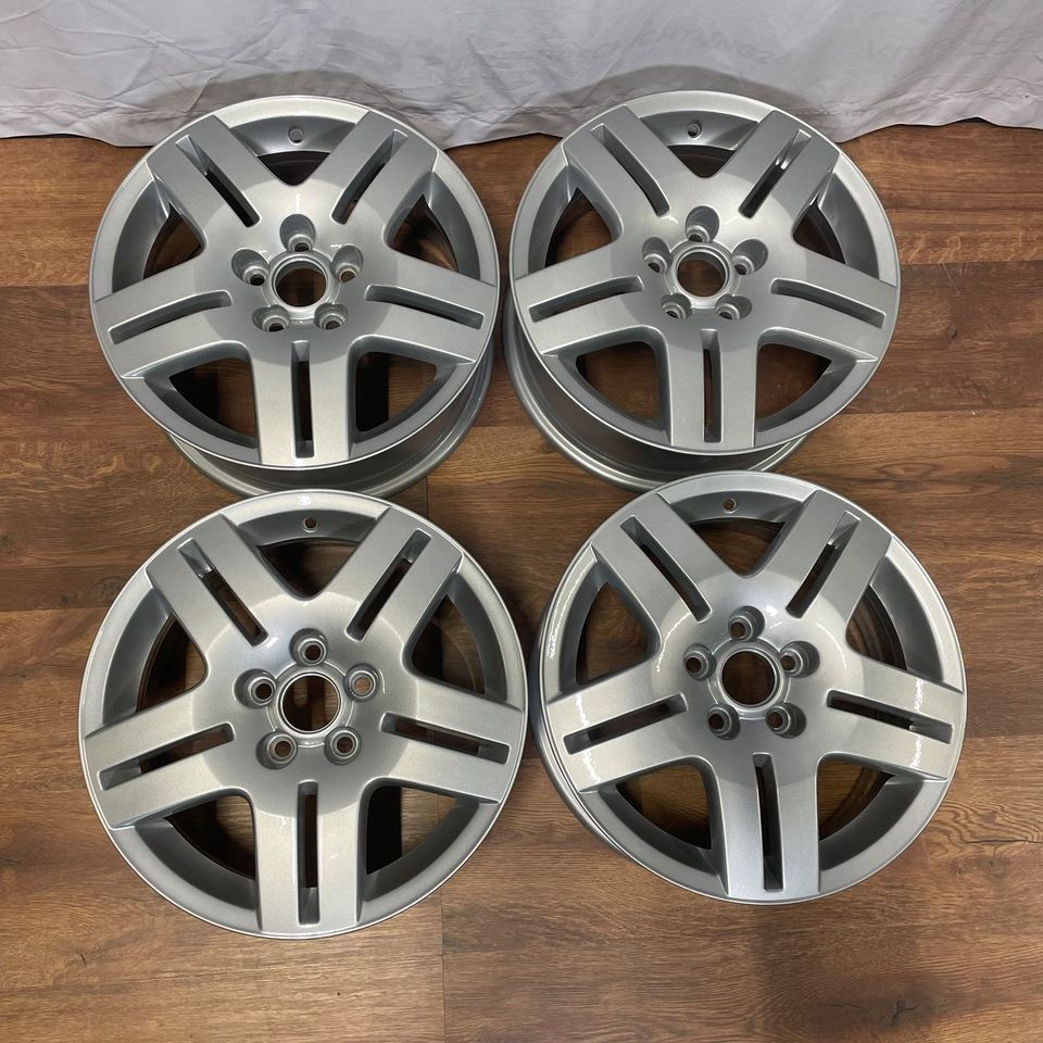 Originale 15 Zoll VW Golf 4 Bora Alufelgen Felgen Leichtmetallfelgen Silber (weitere Farben möglich) 