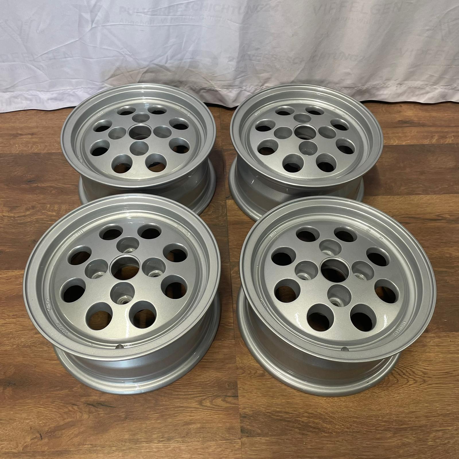 Originale 13 Zoll Ford RS Fiesta MK1 MK2 XR2 Alufelgen 6 x 13 ET32 Felgen Leichtmetallfelgen hochglanzverdichtet (weitere Farben möglich)