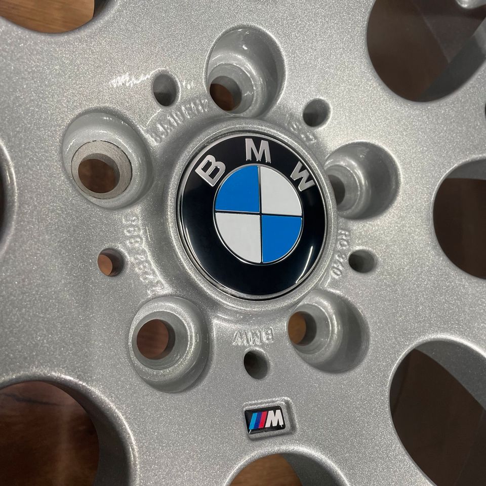 Originale 19 Zoll BMW M3 E46 CSL Styling M163 Kreuzspeiche Alufelgen Felgen Leichtmetallfelgen silber glänzend (weitere Farben möglich)
